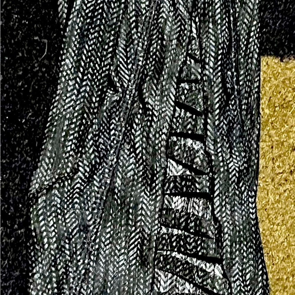 Danskin Now yoga pants/leggings/workout pants. Unique pattern and embellishments
